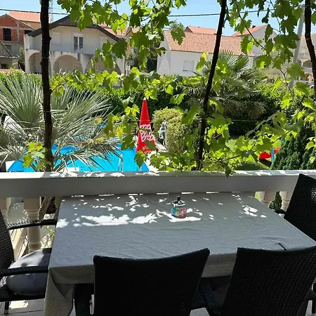 Dubrovnik - Ivanica: “Sunnyhills Apartments” With Pool Exterior photo