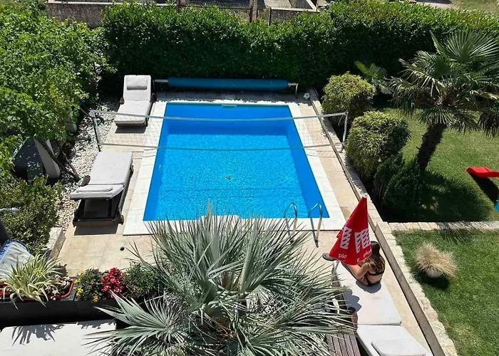 Dubrovnik - Ivanica: “Sunnyhills Apartments” With Pool