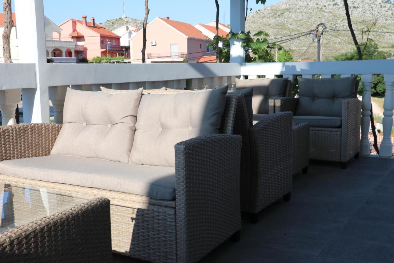 Apartment Dubrovnik - Ivanica: “sunnyhills Apartments” With Pool