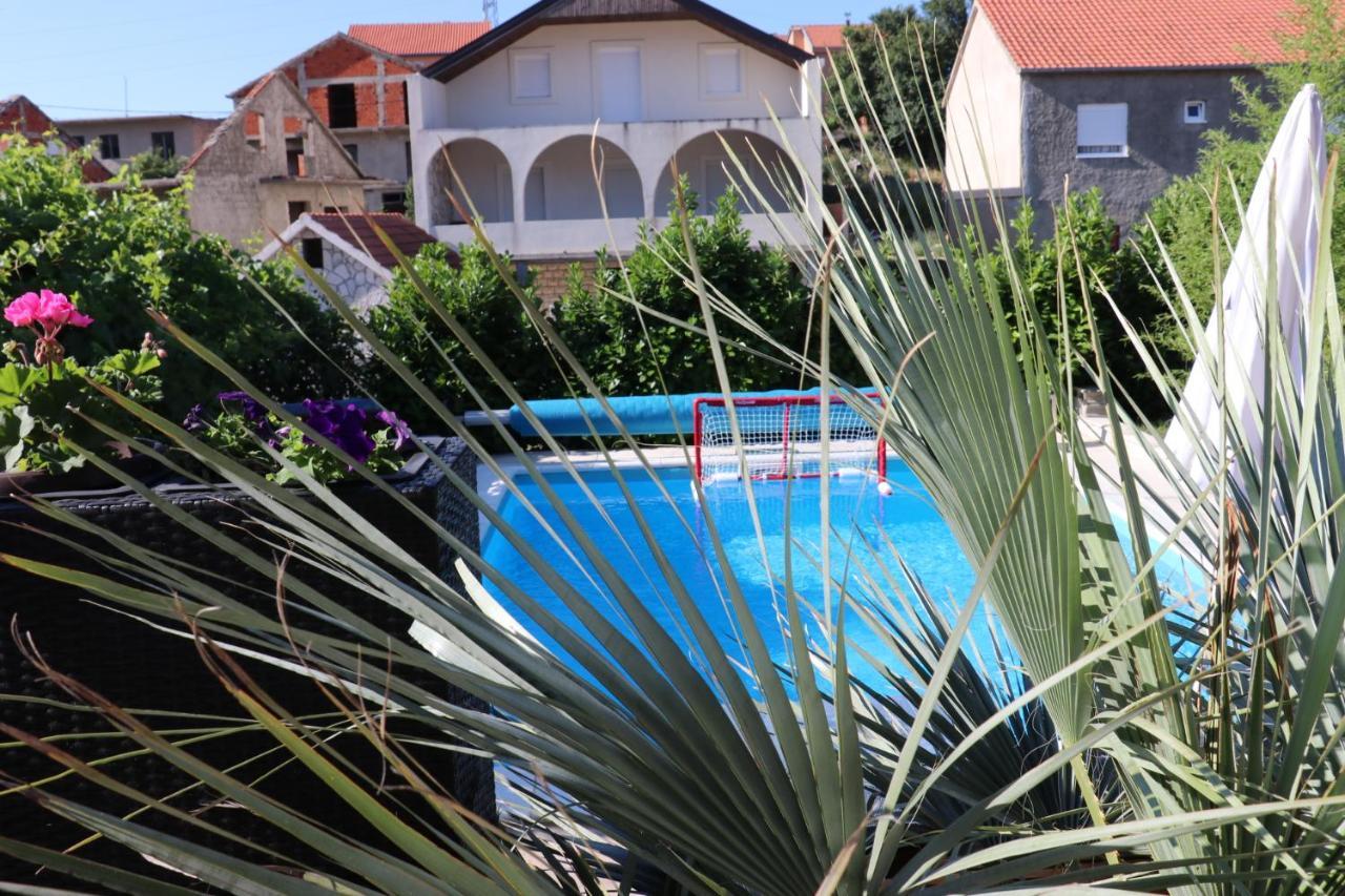 Dubrovnik - Ivanica: “sunnyhills Apartments” With Pool Ivanica