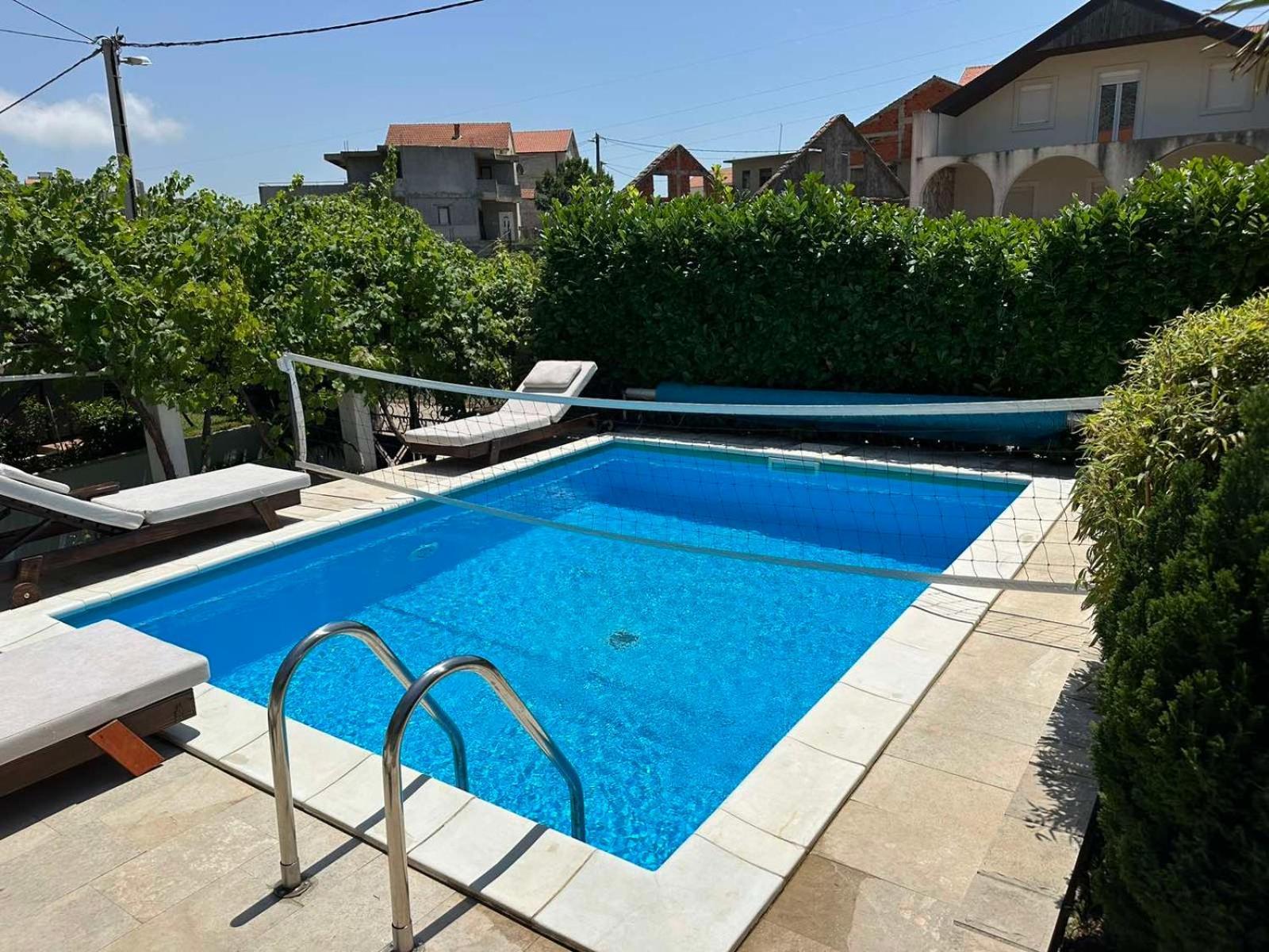 Dubrovnik - Ivanica: “sunnyhills Apartments” With Pool Ivanica