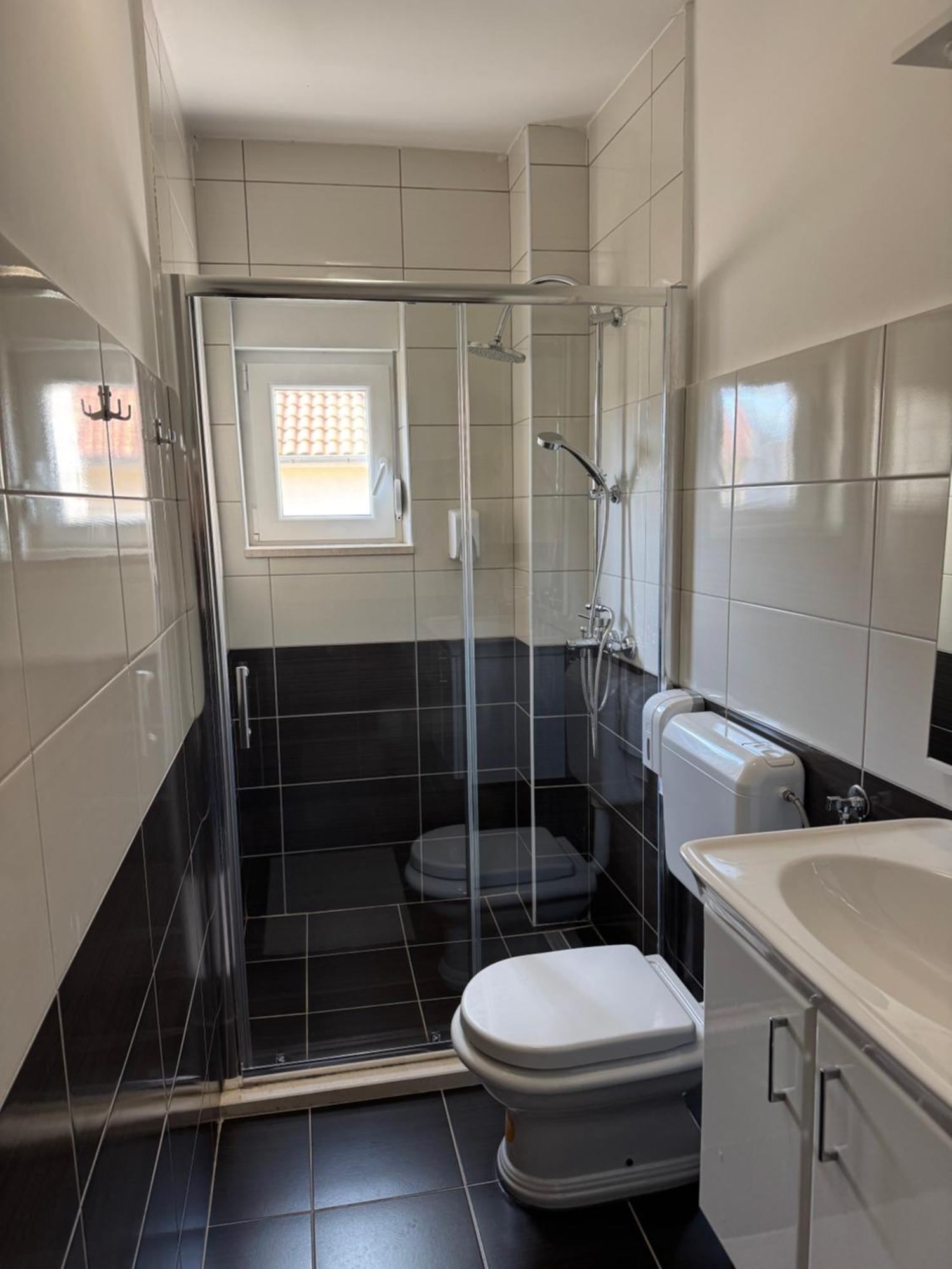 Apartment Dubrovnik - Ivanica: “sunnyhills Apartments” With Pool