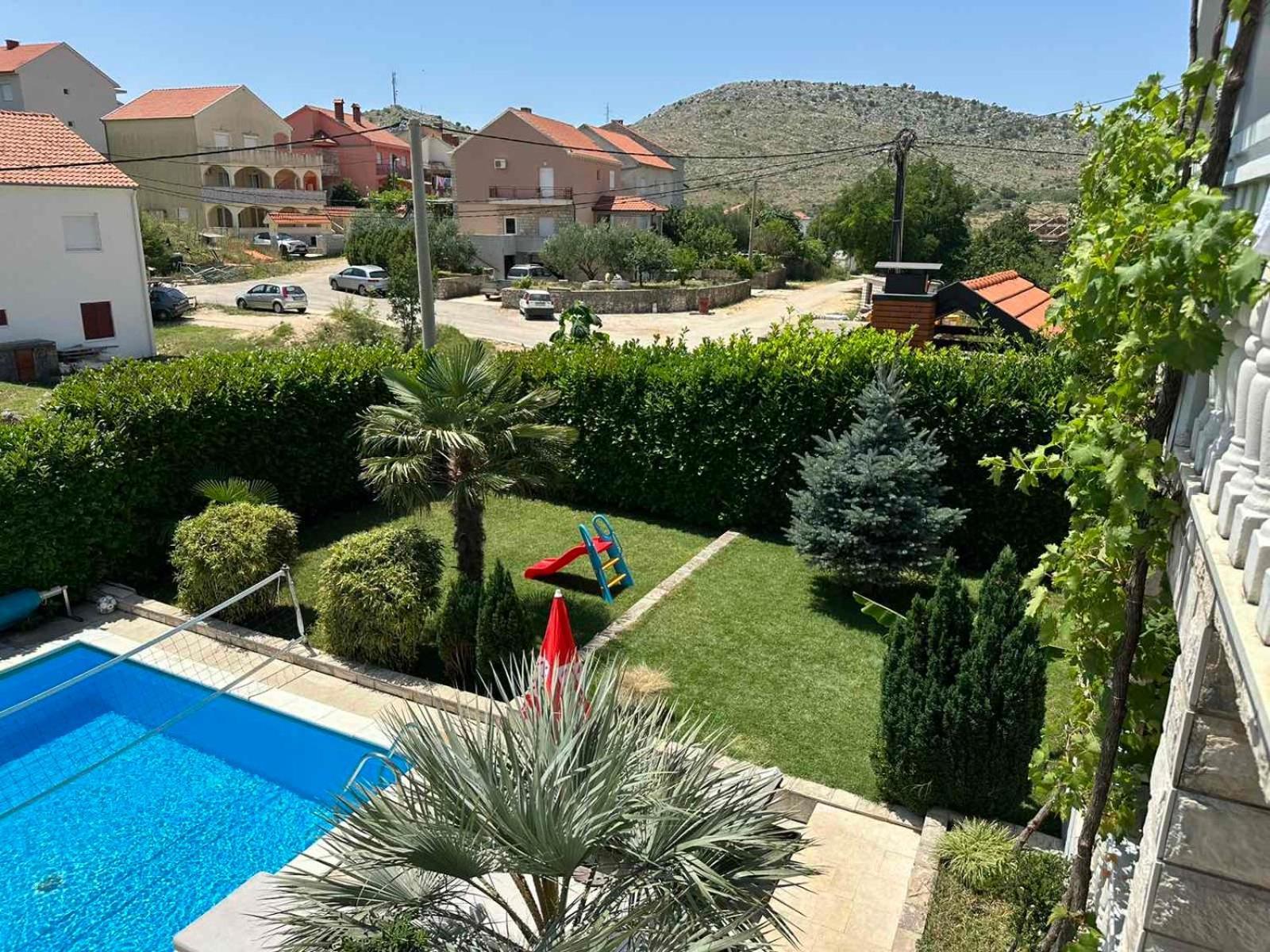 Dubrovnik - Ivanica: “sunnyhills Apartments” With Pool Ivanica