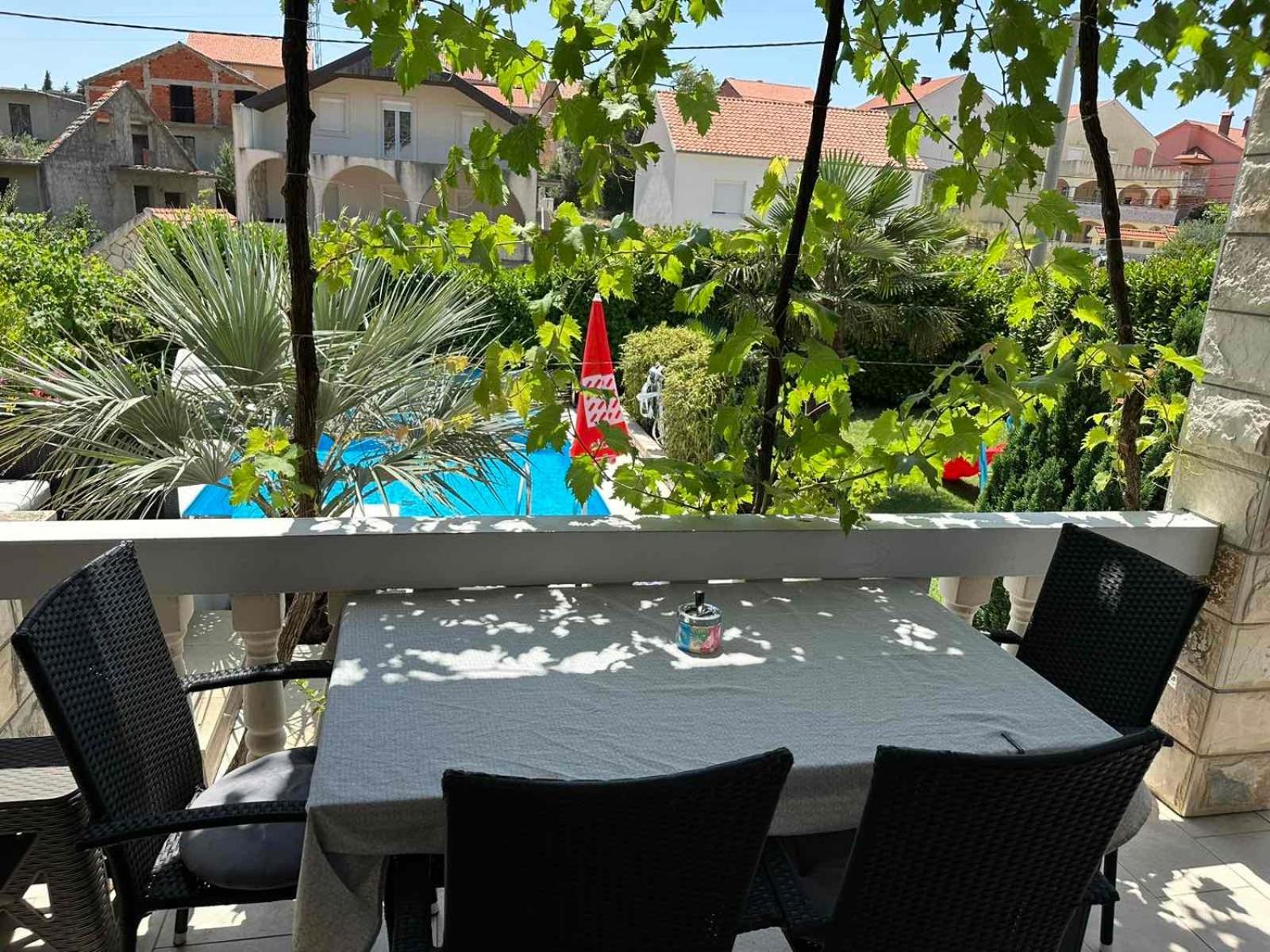 Dubrovnik - Ivanica: “sunnyhills Apartments” With Pool *