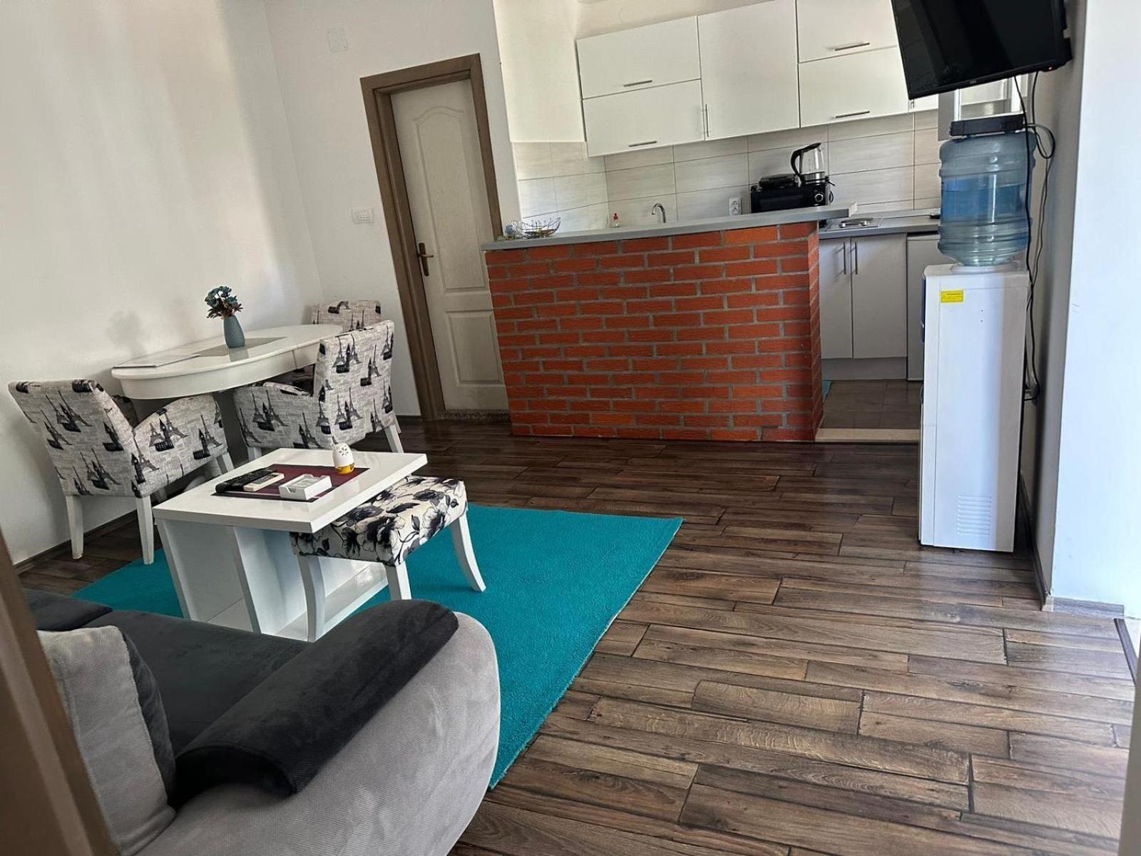 Dubrovnik - Ivanica: “sunnyhills Apartments” With Pool Apartment *