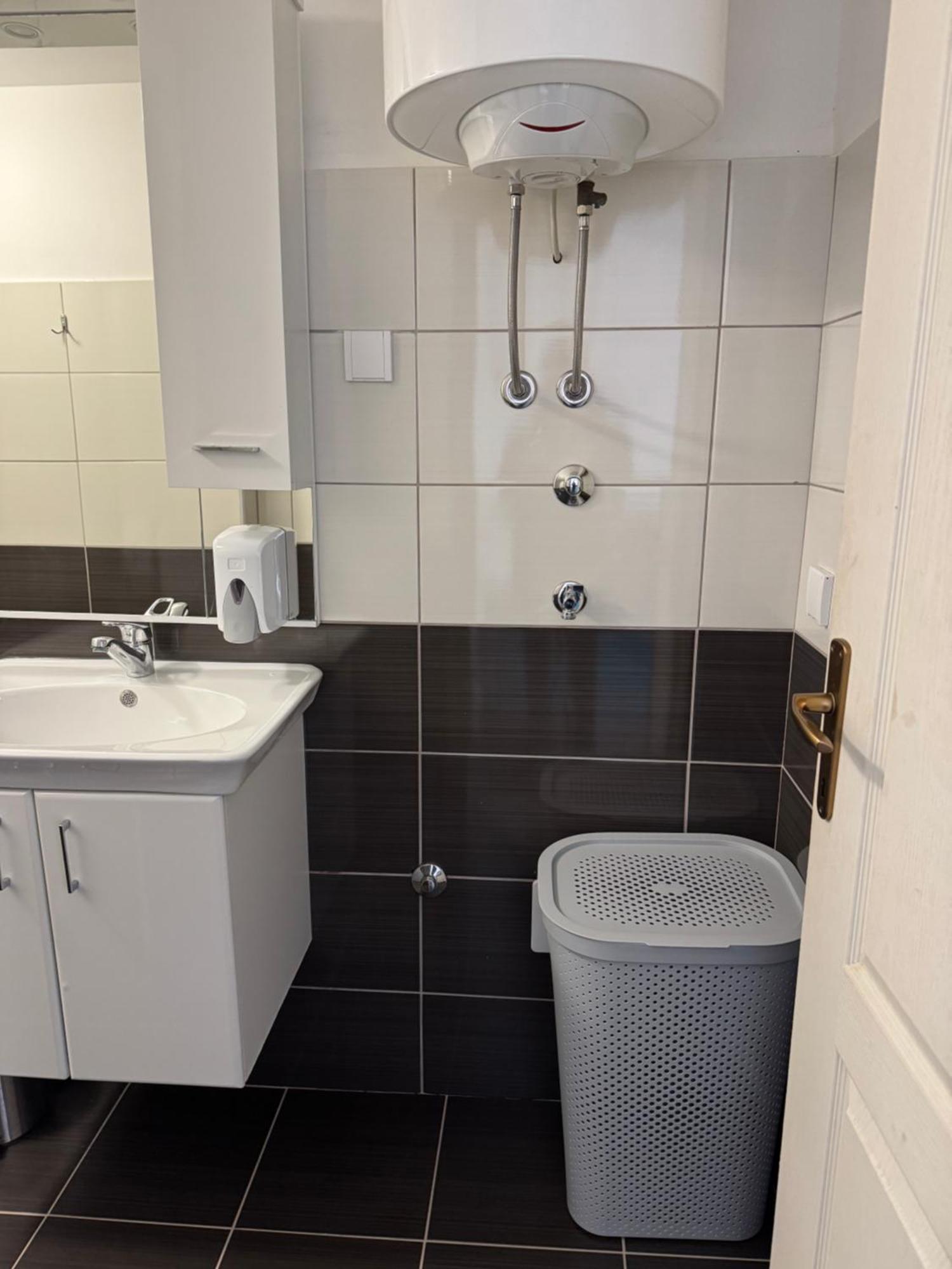 Apartment Dubrovnik - Ivanica: “sunnyhills Apartments” With Pool Ivanica